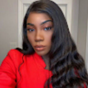 Meet your Posher, Naomi tiara